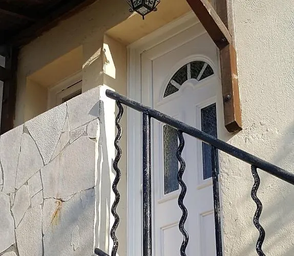 דירה Dora פרונטיניאן