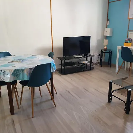 Dora Apartment